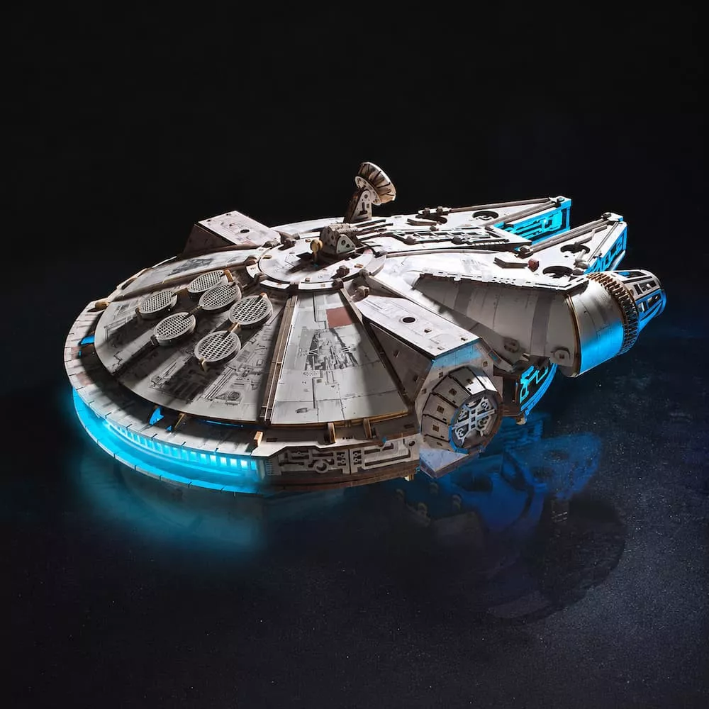 Maquette 3D Faucon Millenium Star Wars en Bois