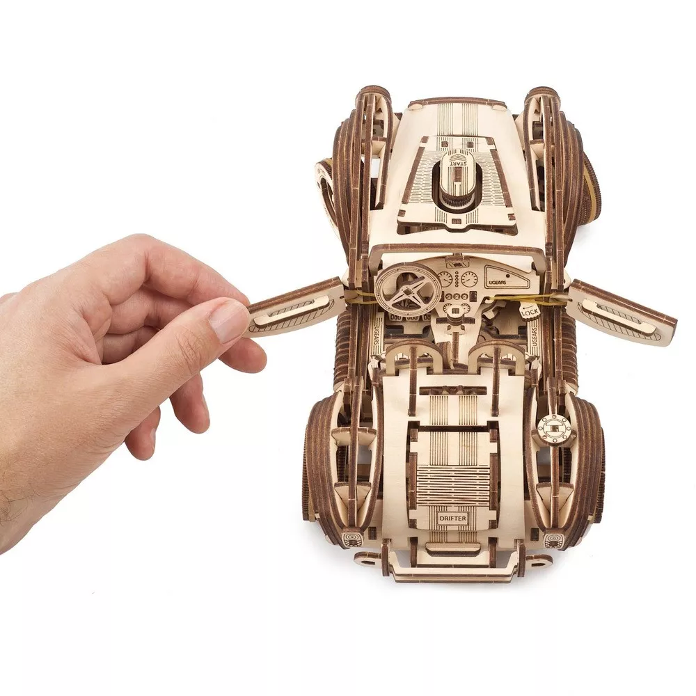 Maquette 3D Voiture de Course Cobra Drift en Bois