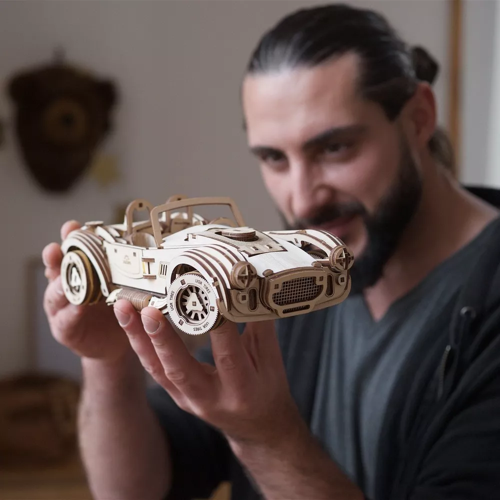 Maquette 3D Voiture de Course Cobra Drift en Bois