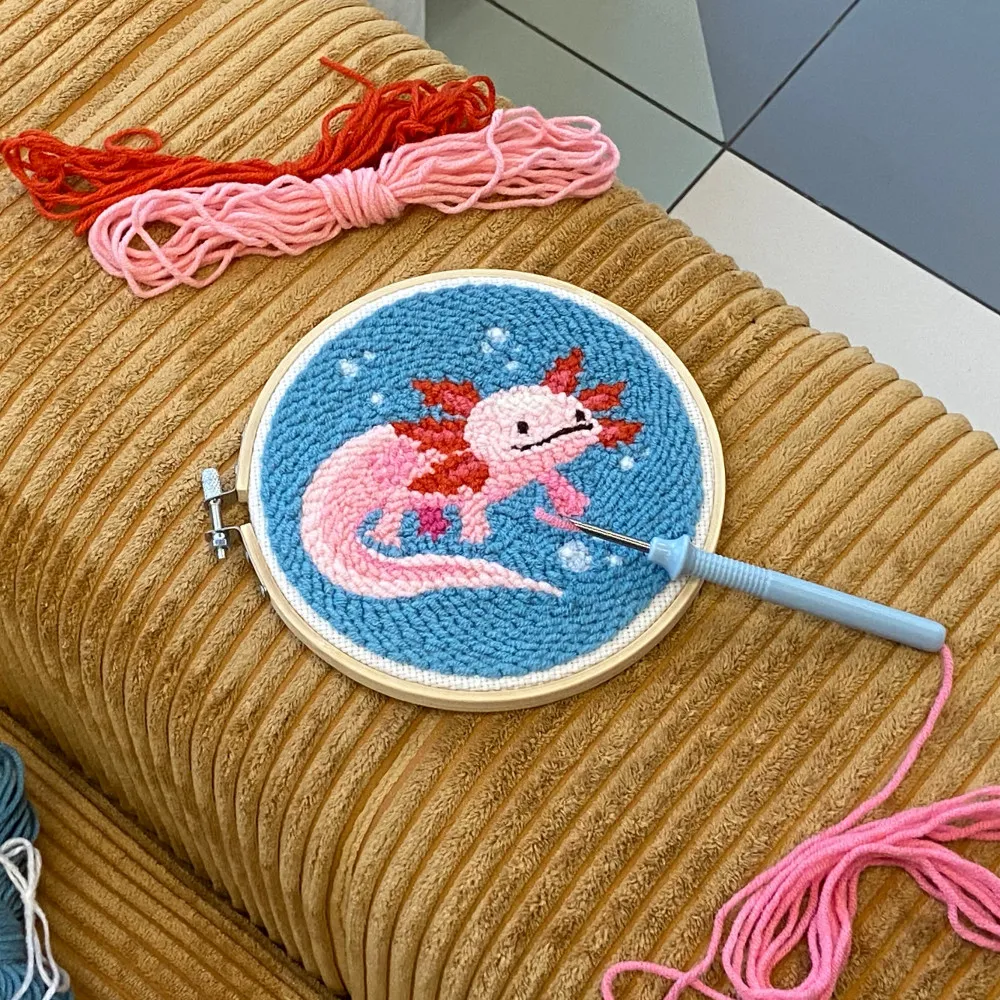 Kit Punch Needle Axolotl